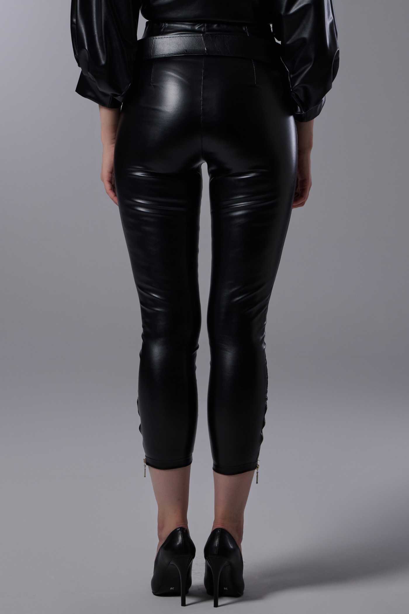 High Waist Zipper Detailed Leather Trousers