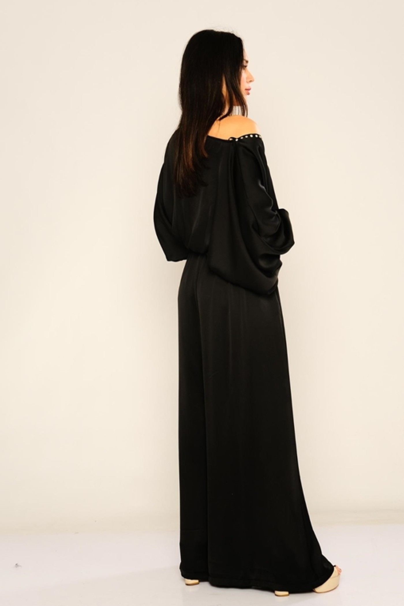 Large Size Stone Embroidered Blouse and Trousers Set Large Size Stone Embroidered Blouse and Trousers Set