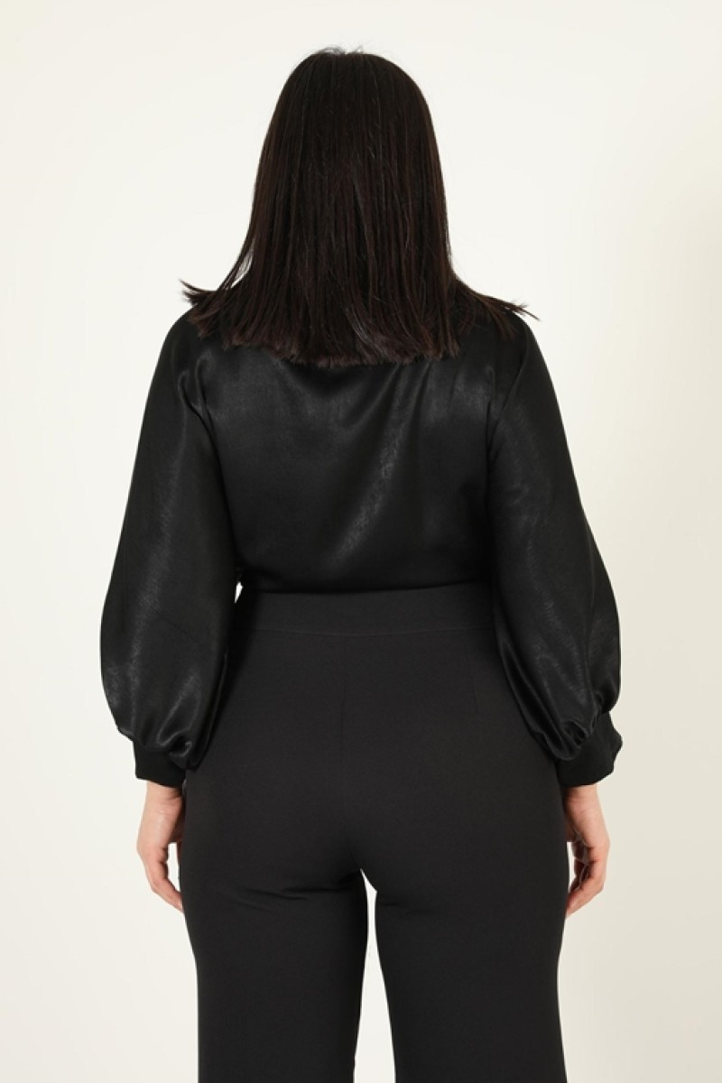 Plus Size Front Tie Detailed Blouse Plus Size Front Tie Detailed Blouse