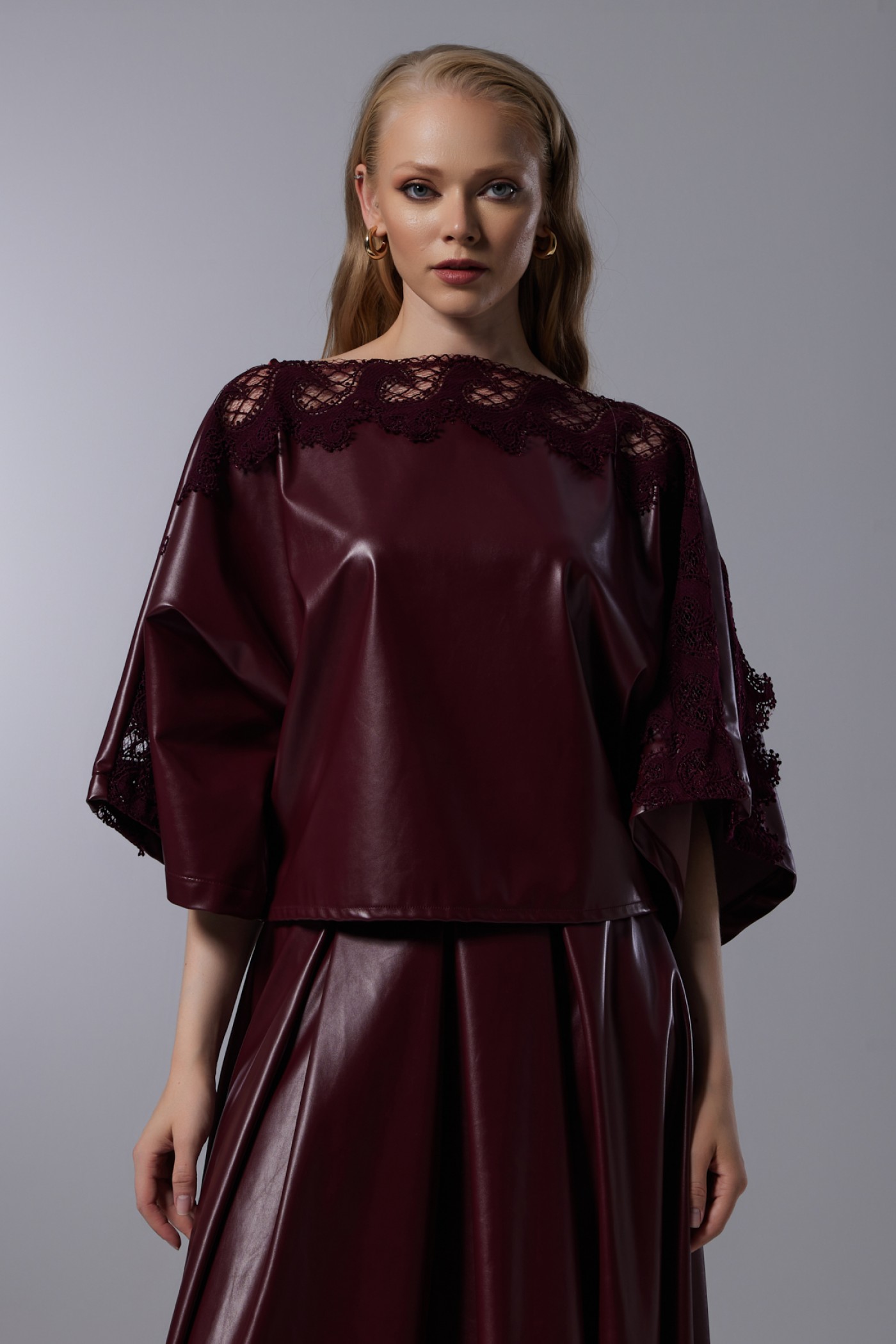 Lace Detailed Bat Sleeve Blouse