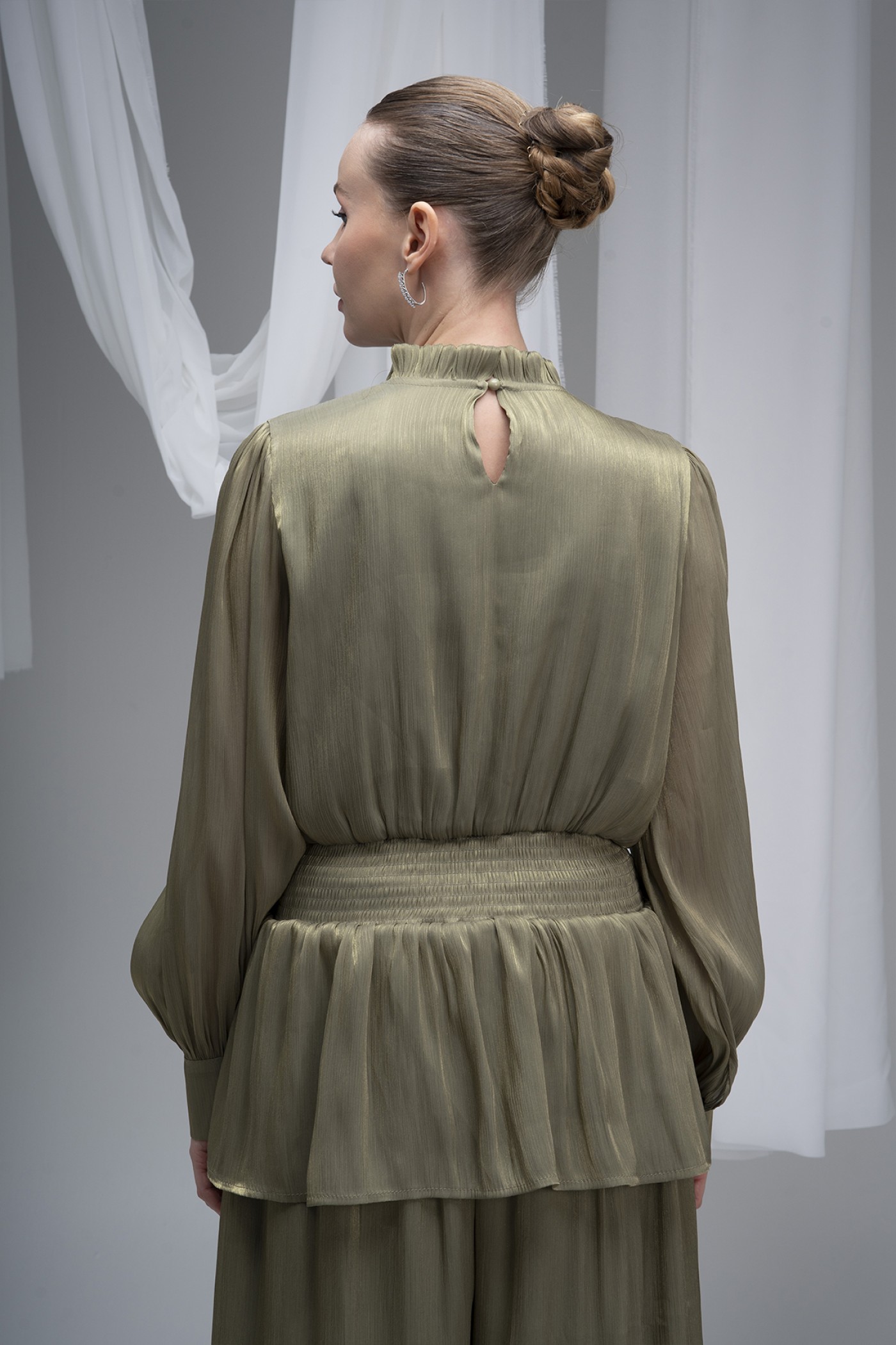 Deren Organza Blouse with Rose Details