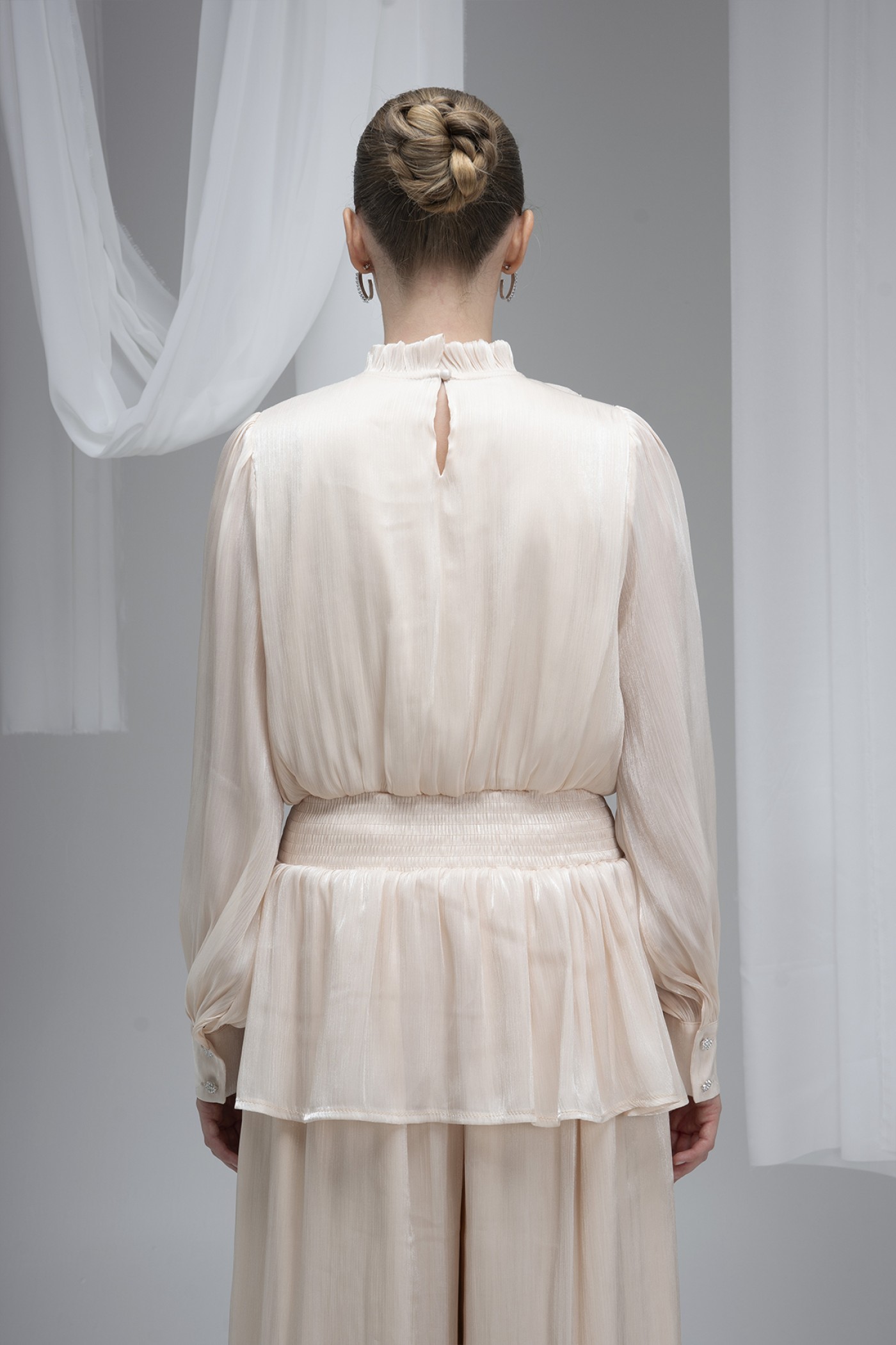 Deren Organza Blouse with Rose Details