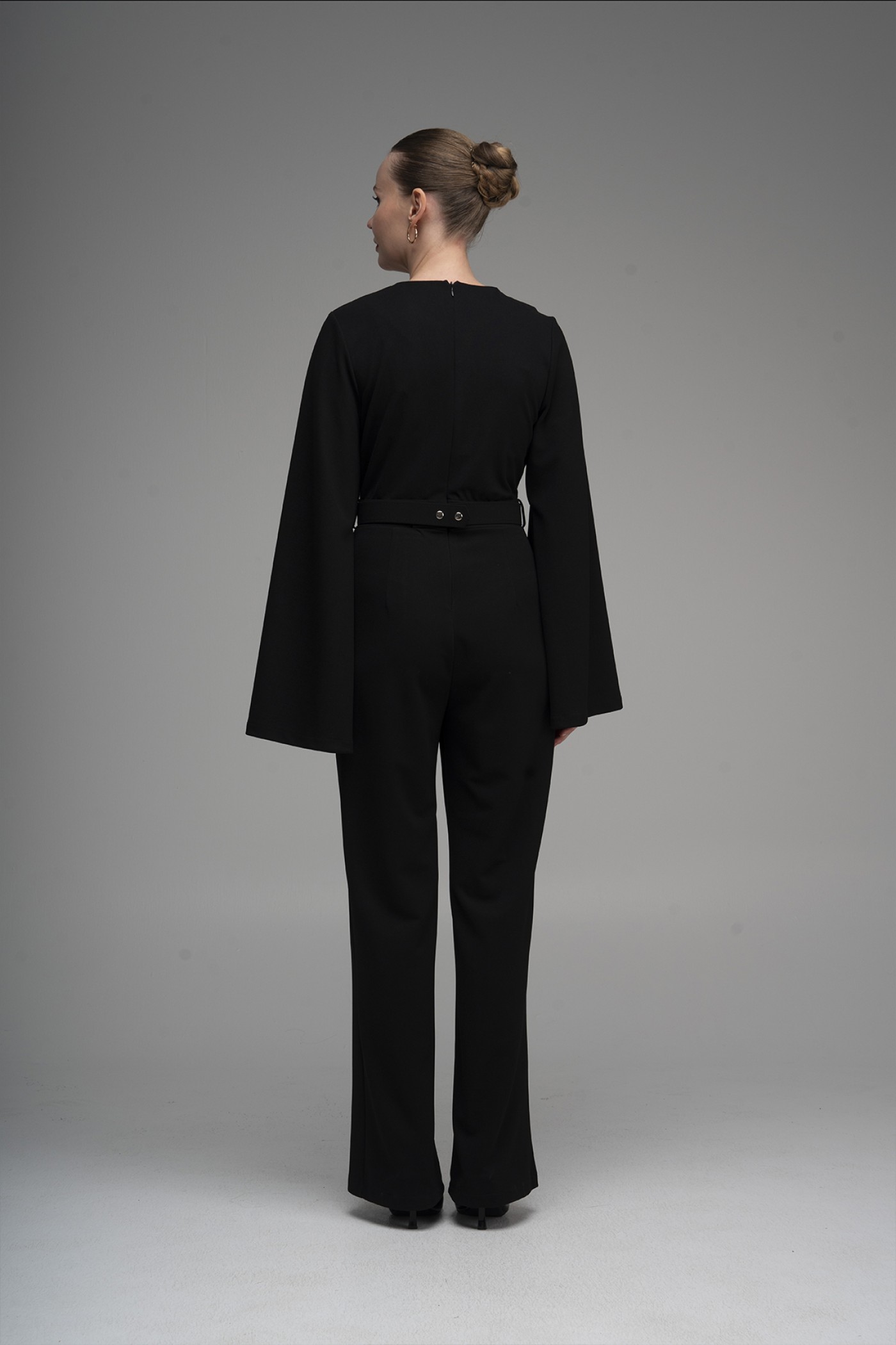 Stone Buckle Belted Jumpsuit Stone Buckle Belted Jumpsuit