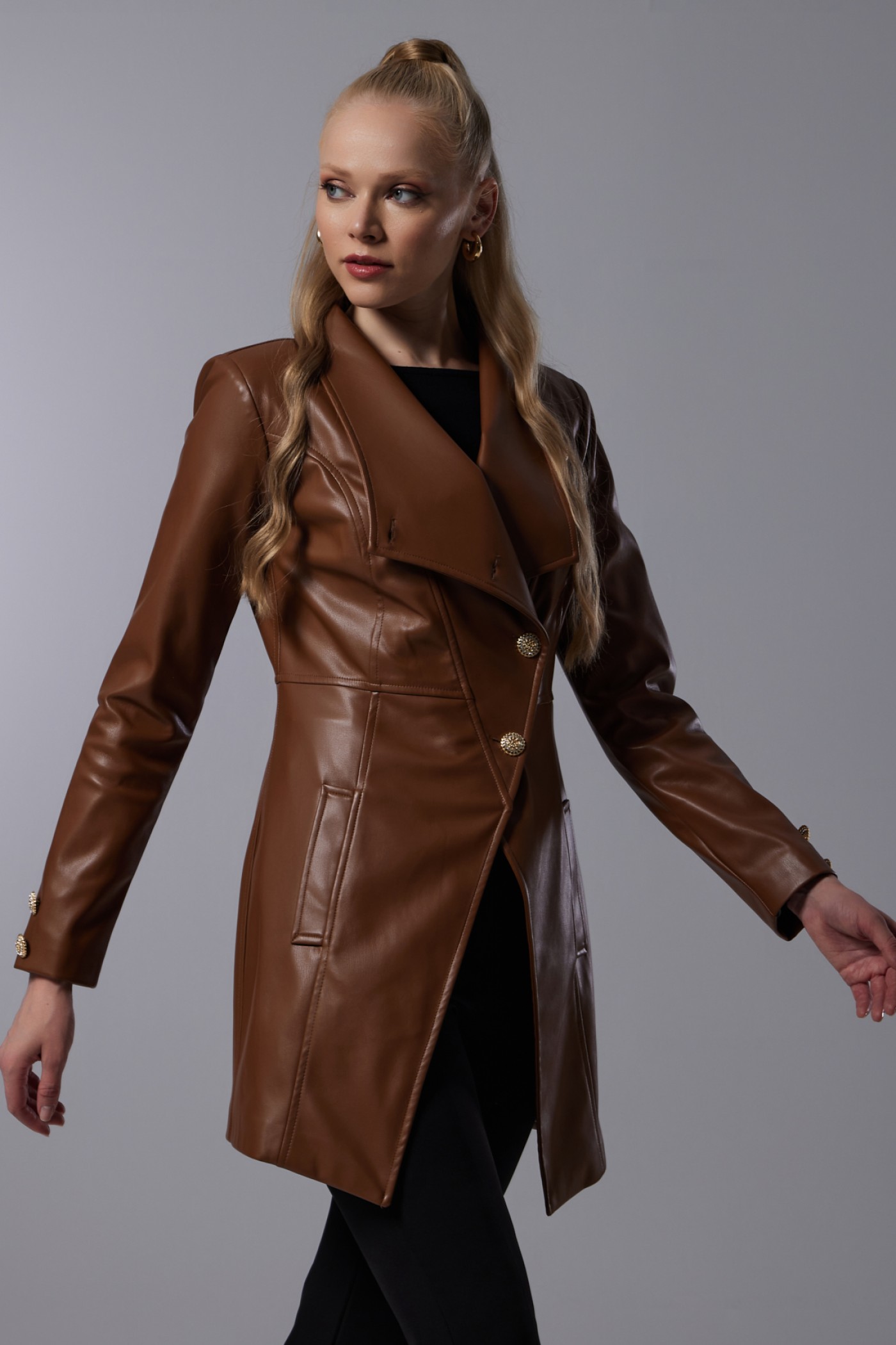 Slim Fit Buttoned Leather Jacket Slim Fit Buttoned Leather Jacket