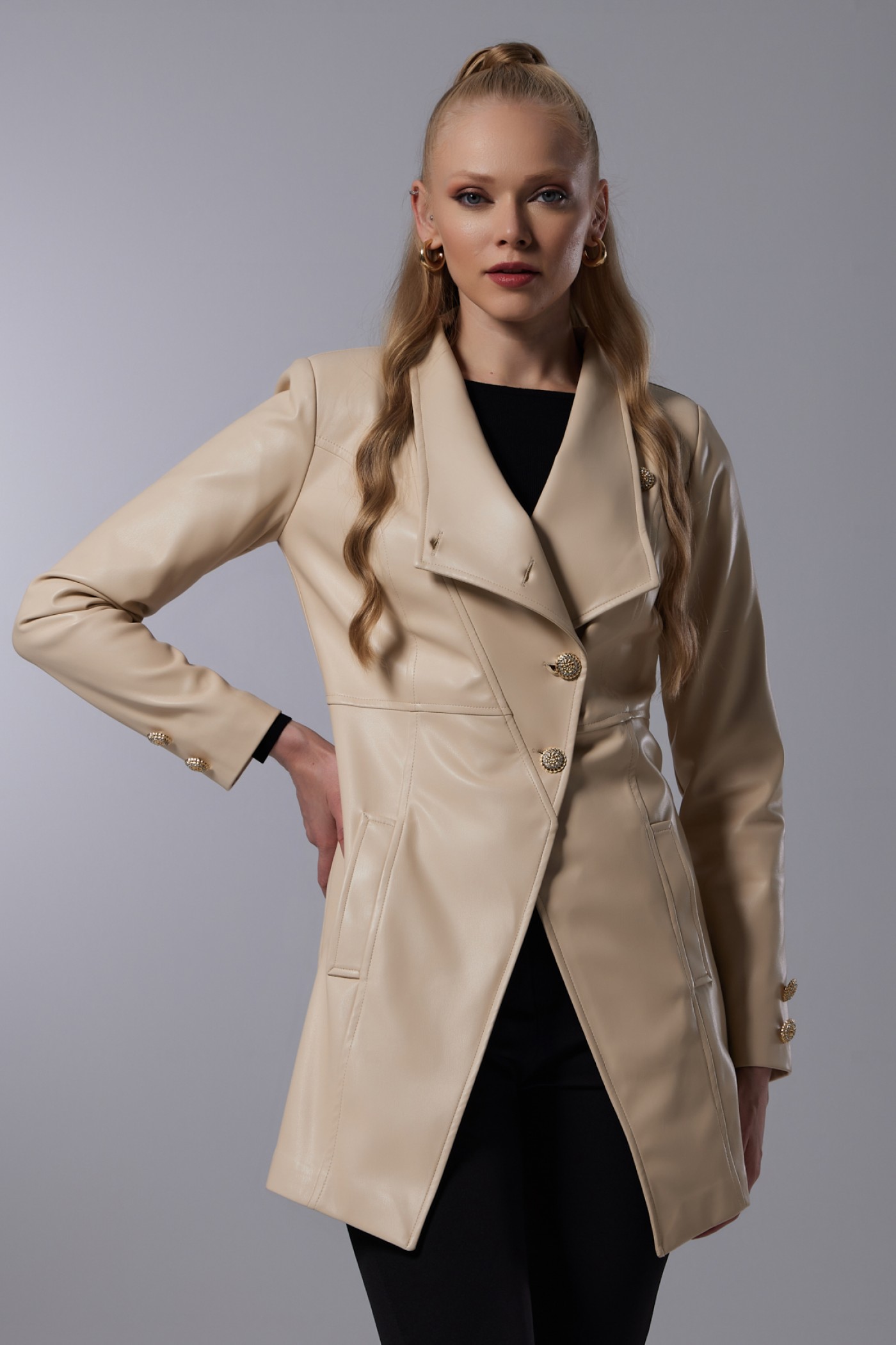 Slim Fit Buttoned Leather Jacket Slim Fit Buttoned Leather Jacket